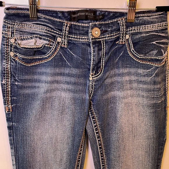 Twenty one Black by Rue21 curvy bootcut jeans - Picture 2 of 8